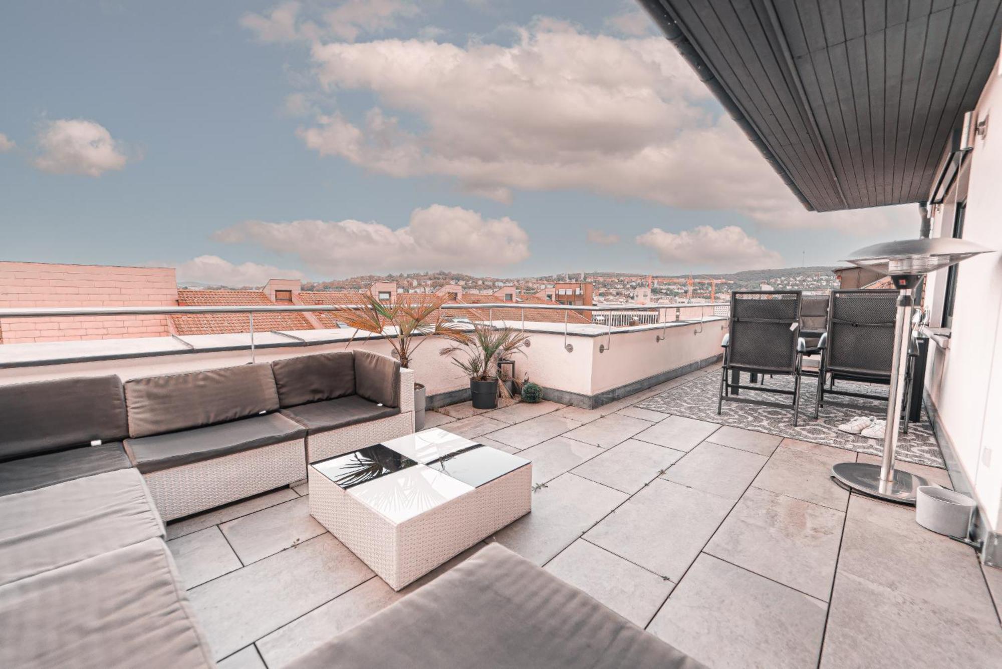 Апартаменти Luxurious Penthouse Штутгарт Екстер'єр фото